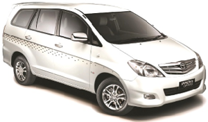 Toyota Innova (2011)